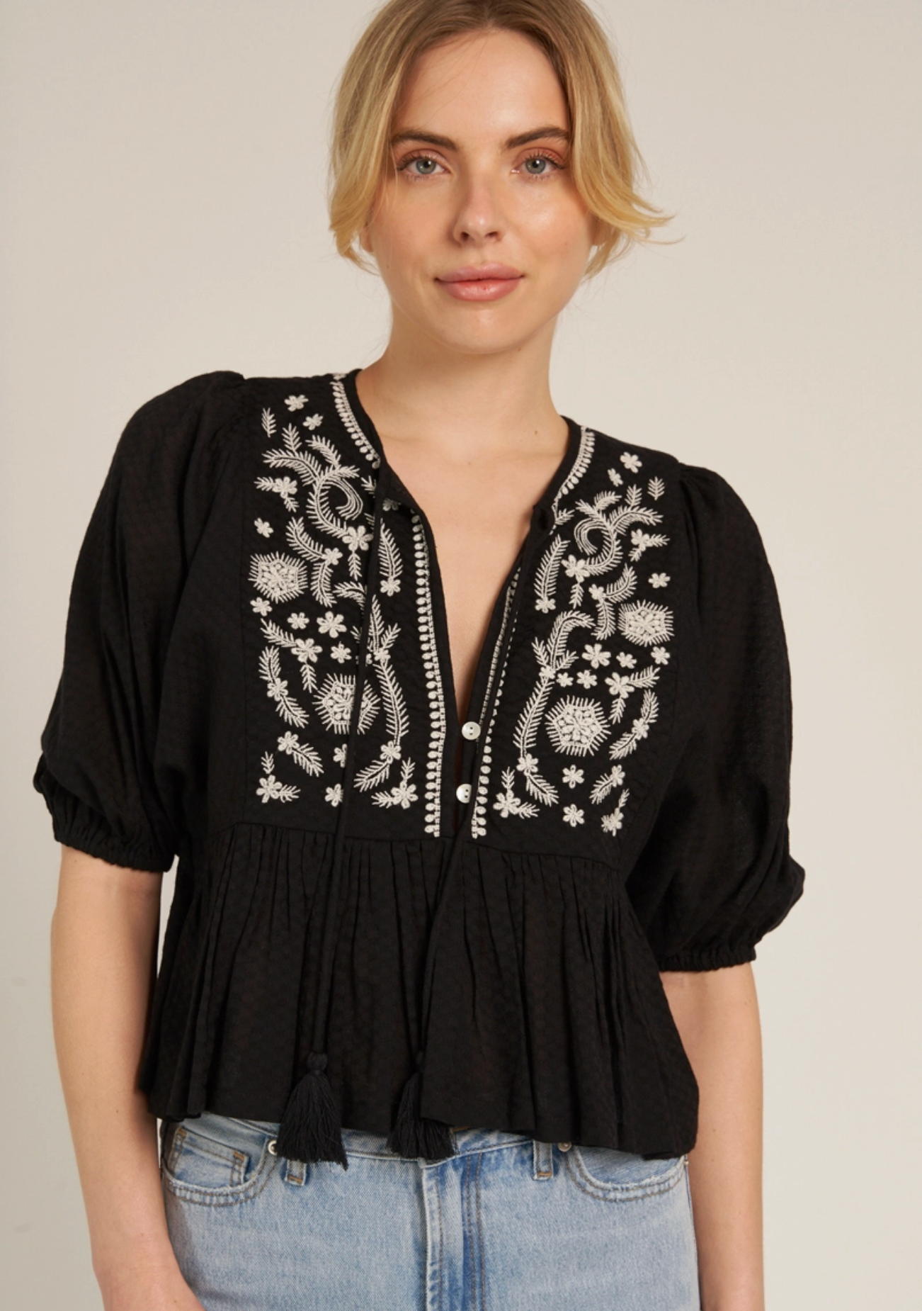 Ploma Emboidered Top